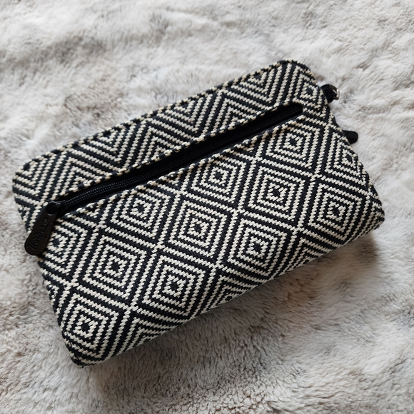 Thirty-one Wallet - Picture 2 of 6